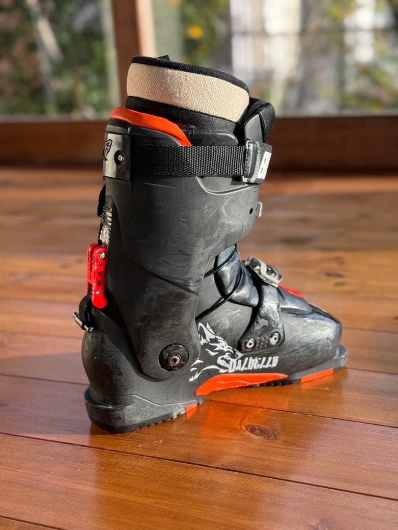 DALBELLO ダルベロ Lupo スキーブーツ 25.5cm／ブースター付き
