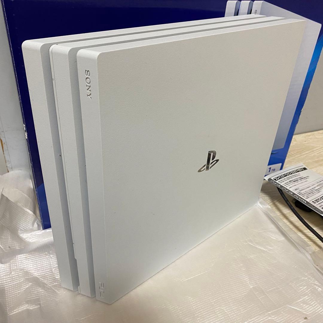 PlayStation4 pro 1TB CUH-7200B B02 プレステ4 L10822858 - Nintendo