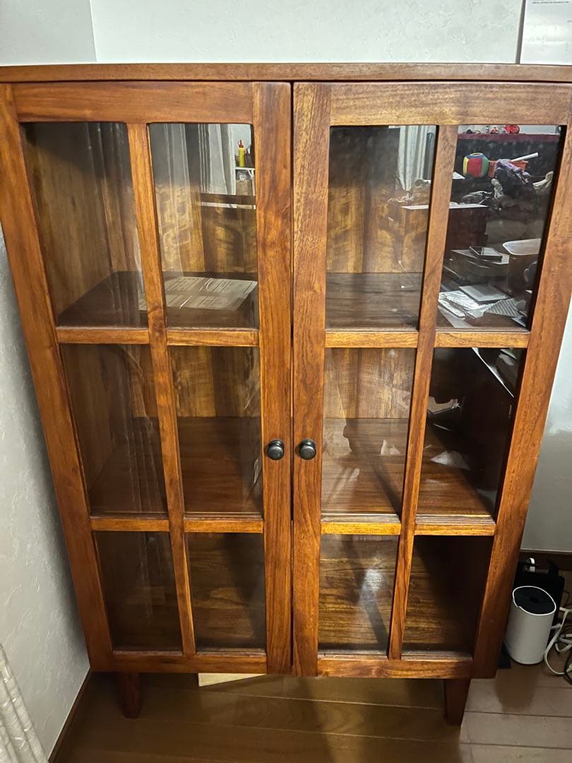 木製ガラス扉食器棚 3段(shidenさん専用) ミニチュア ショーケース 木製3段棚背面ガラス扉 ディスプレイ : 街の