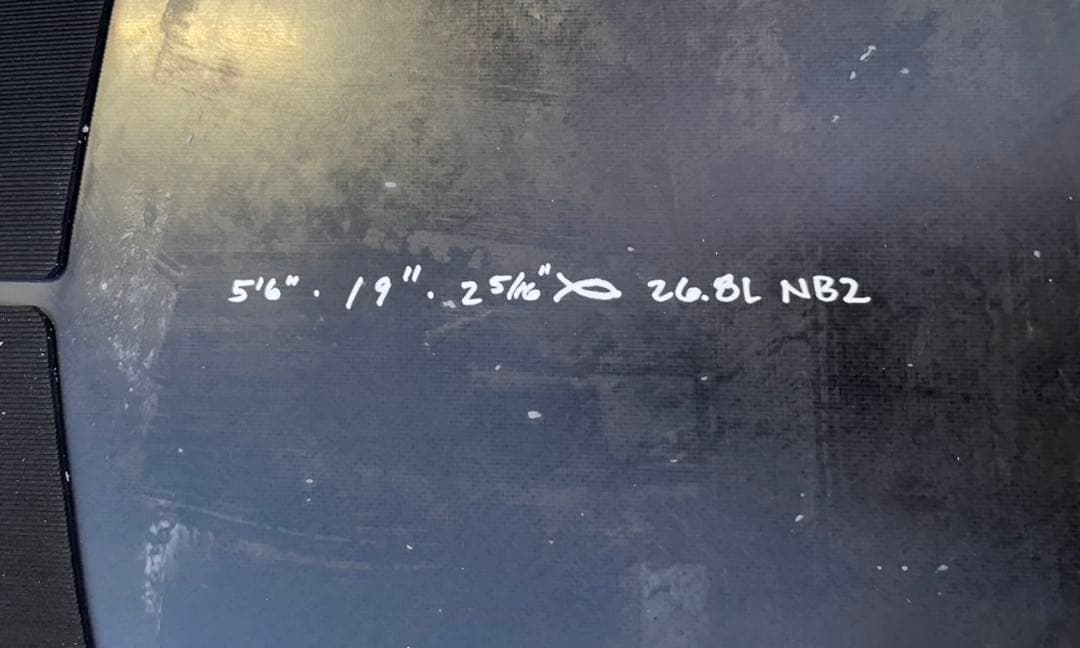 手渡し限定】アルメリック ネックベアード2 5.6 ブラックシャドウ