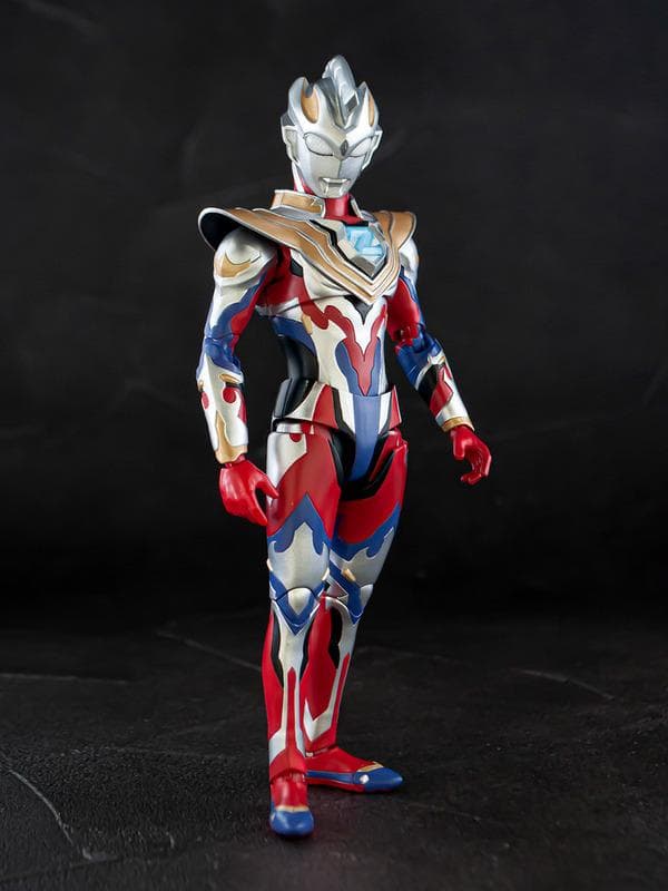 魂ウェブ商店 S.H.Figuarts ウルトラマンゼット ガンマフューチャー