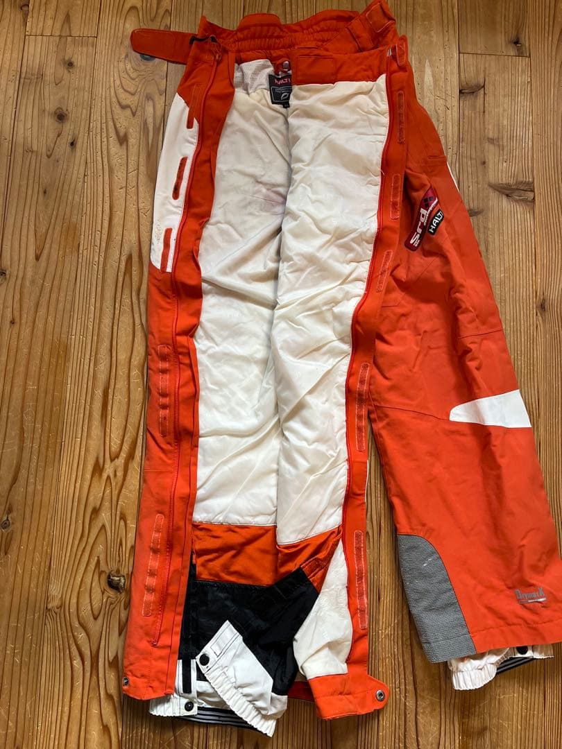 北欧 HALTI ハルチ スキーウェア上下 日本サイズM 暖かさバツグン