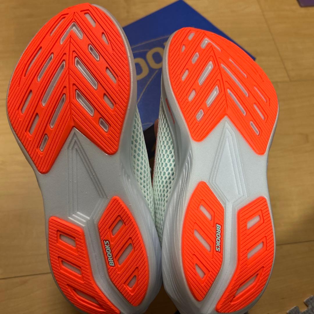 Brooks Hyperion 3 ランニングシューズ 22.5cm
