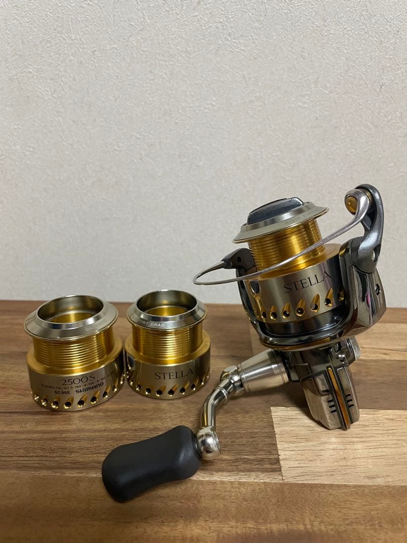 ＊＊最終値下げ＊＊動作好調！シマノ　04ステラ2000S スペアスプール２個付き シマノ ステラ C2000S (リール) 価格比較 - 価格.com