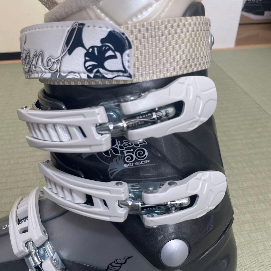 【美品_即日発送】ROSSIGNOL Kiara50 SENSOR 25.5cm