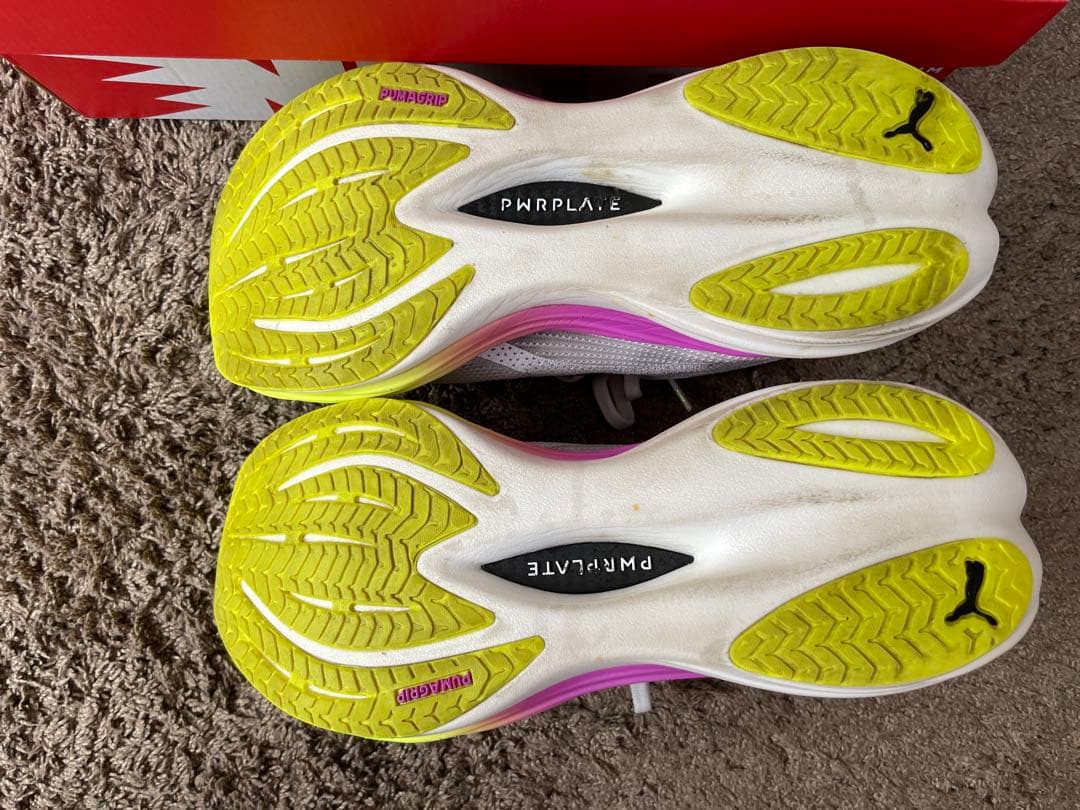 プーマ　ディヴィエイト ニトロ 3 Ekiden Glow 26.0cm