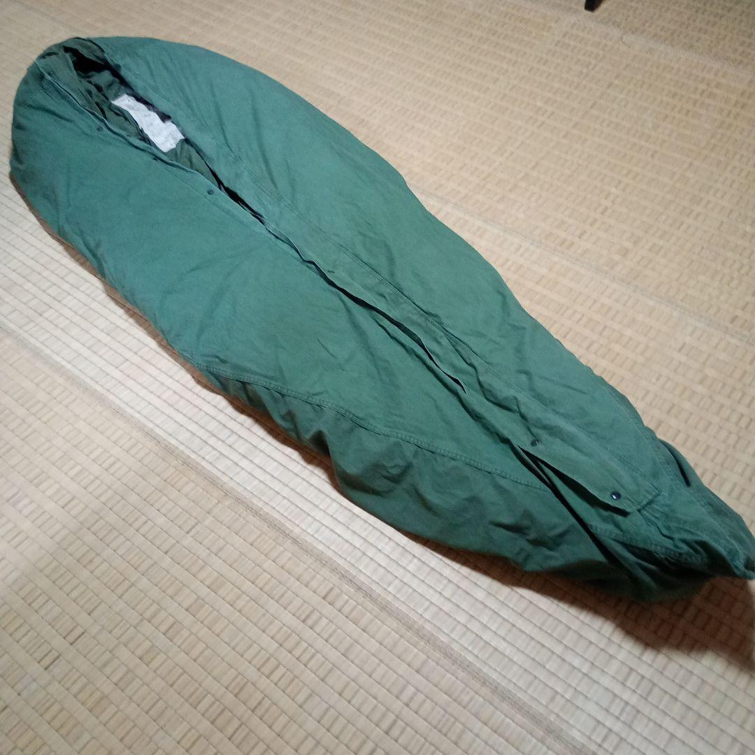 米軍放出品】 寝袋/羽毛 ＆ 寝袋カバー MOUNTAIN REGULAR