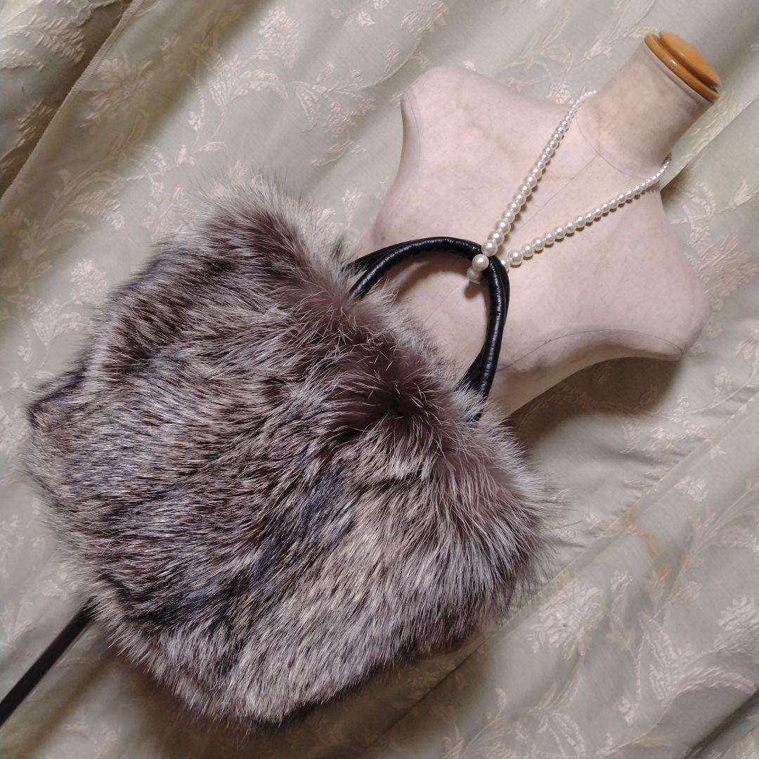 新品未使用✩シルバーフォックス✩ファーバッグ✩ふかふか✩全面ファー 2026年最新】ファー バッグ シルバーフォックスの人気アイテム - メルカリ