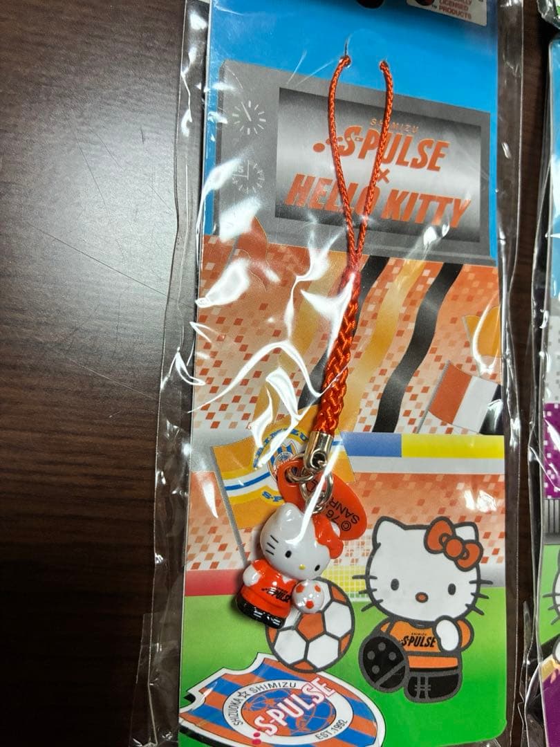 希少 激レア 新品 ご当地 ハローキティ サッカー コラボ ストラップ 6