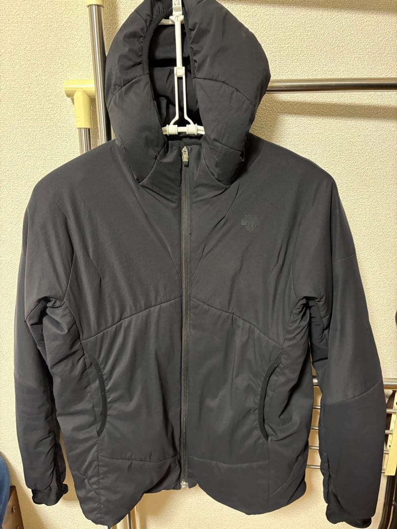 デサント S.I.O×i2C INSULATED MIDDLE JACKET