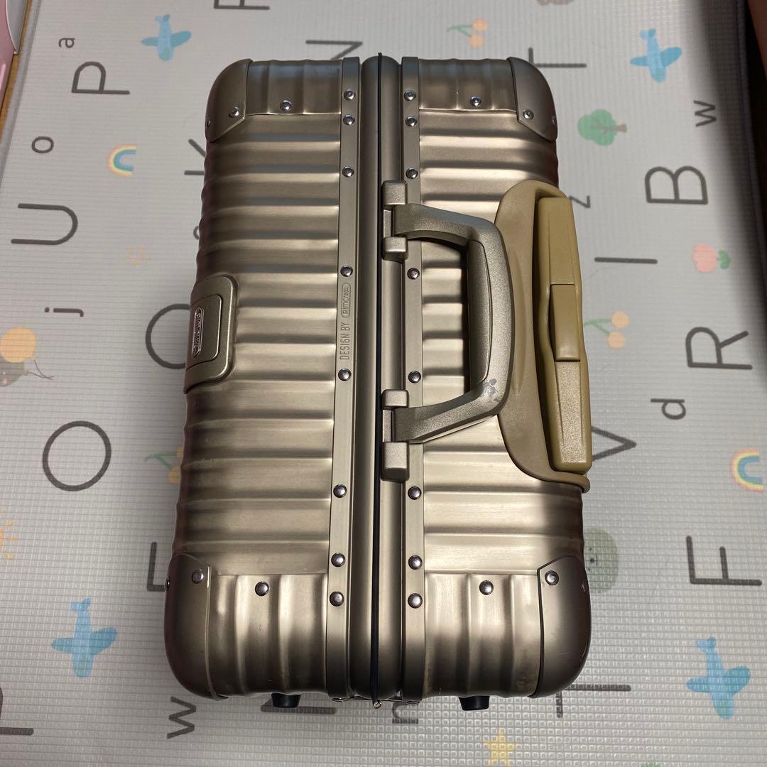 最終値下げ】リモワ トパーズ チタニウム 64L 4輪 TSAロック チェック