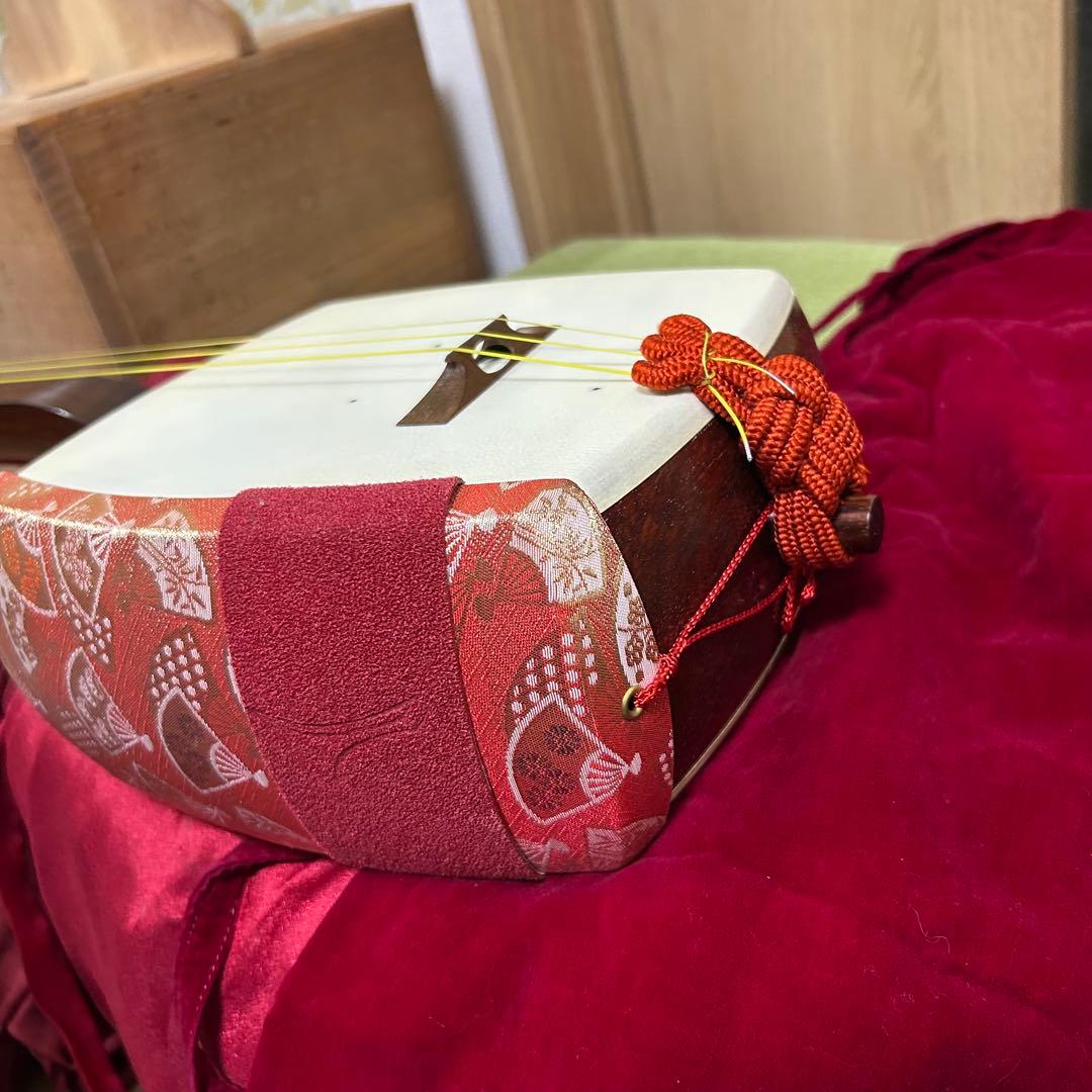 長唄三味線 細棹 本皮 皮破れなし 木製スタンド 長袋、胴袋付き - メルカリ