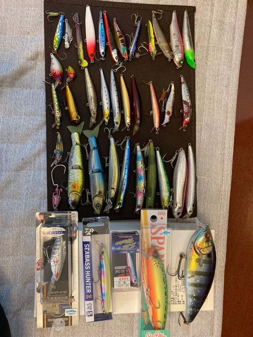 釣具まとめ売り　引退シーバスルアー約40個セット daiwa megabass 釣具まとめ売り 引退シーバスルアー約40個セット daiwa megabassの通販
