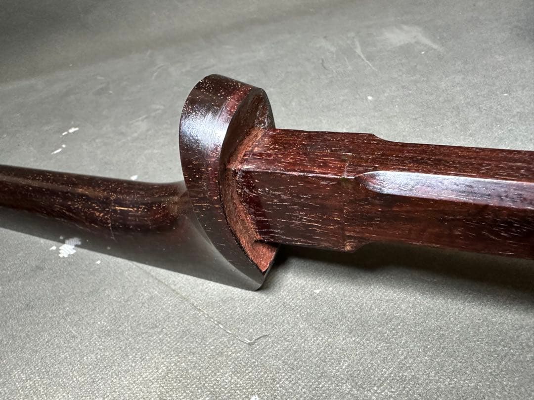 津軽三味線 太棹 紅木紫檀製 天然素材 弦楽器 民謡 伝統楽器 - メルカリ