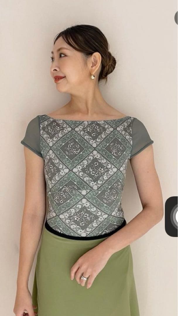 stinaブラックリボンラップスカートカーキとピンク