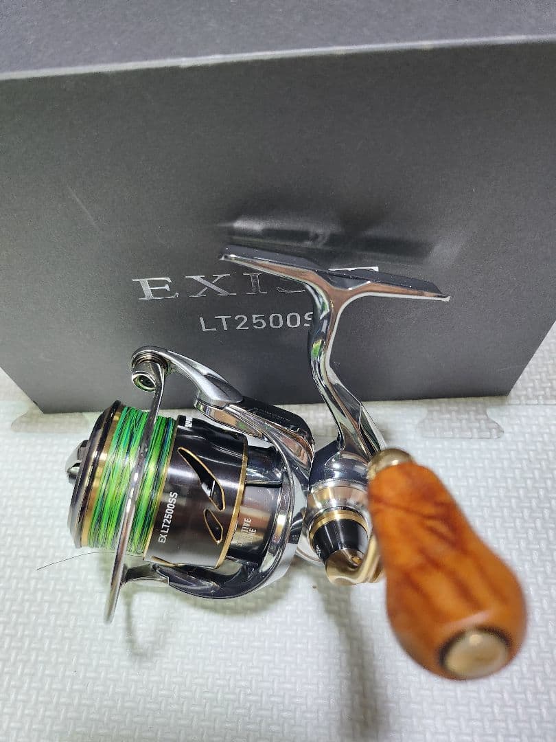 22イグジスト LT2000S-P センシティブチューン 実釣未使用