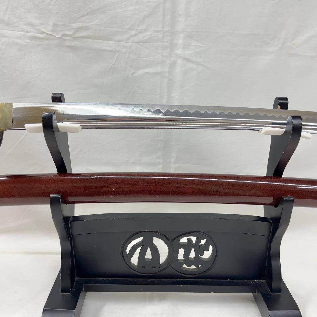 模造刀】太刀 樋入り 全長102センチ 龍鍔 茶ツイシュ 鞘 互の目