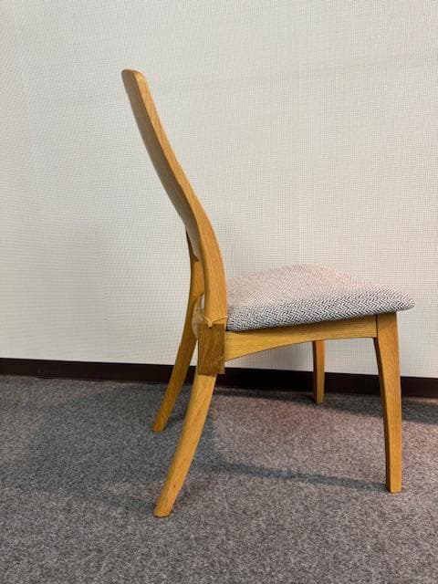 大得価，最新作】 ☆美品☆ダイニングチェア HIDA