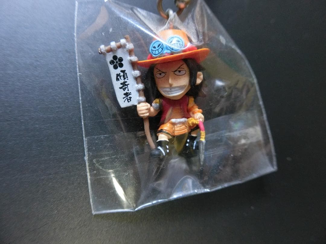 星野源 ワンピースご当地ルフィ＆エースストラップ　46個セット