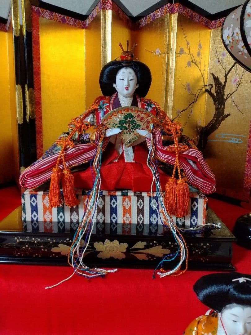 豪華な七段ひな人形セット