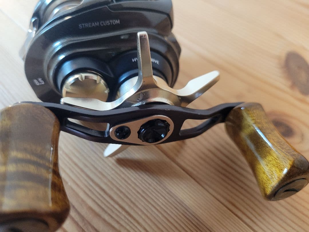 ダイワ シルバークリーク AIR TW ストリーム カスタム 8.5R