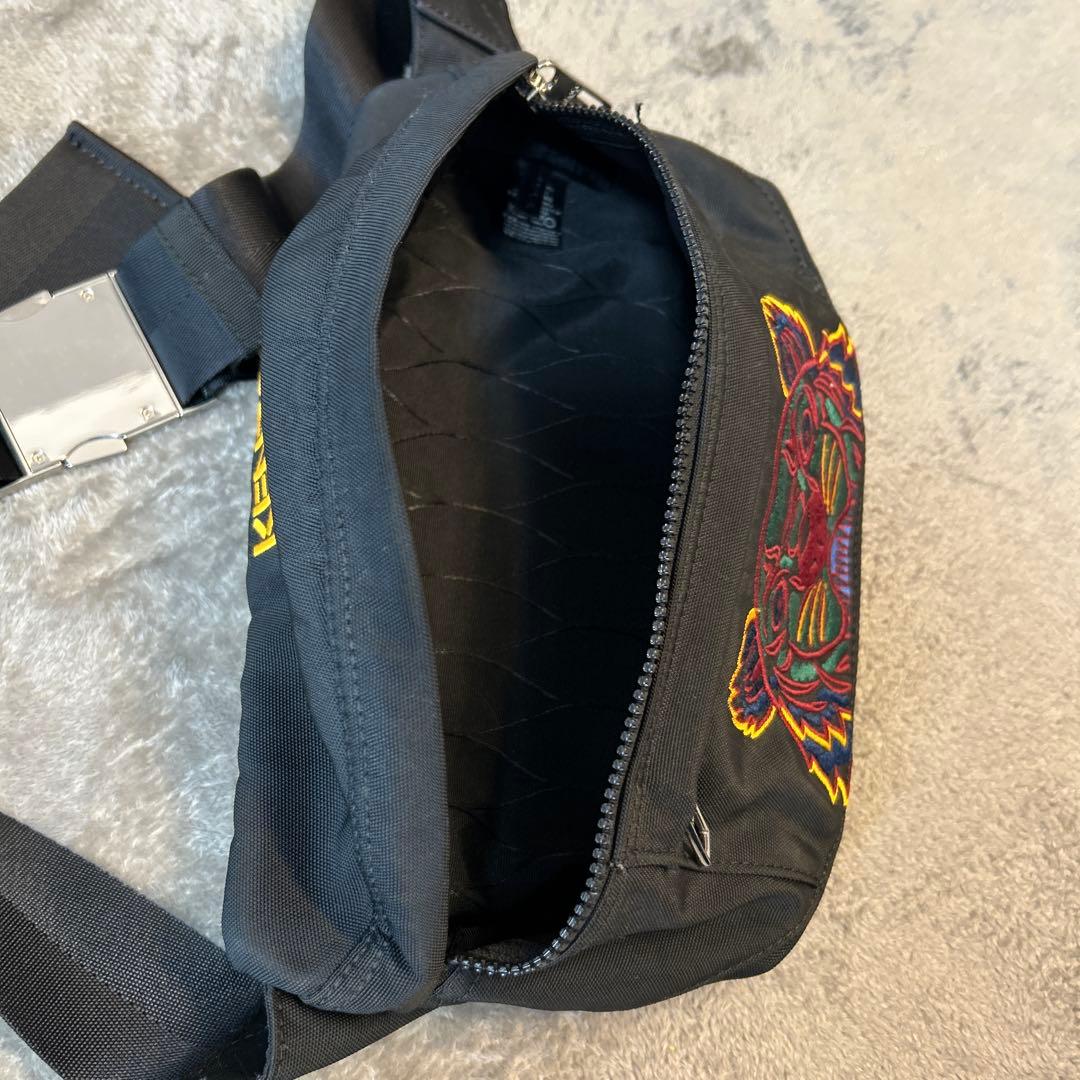 ケンゾー KENZO ボディバッグ 刺繍 トラ