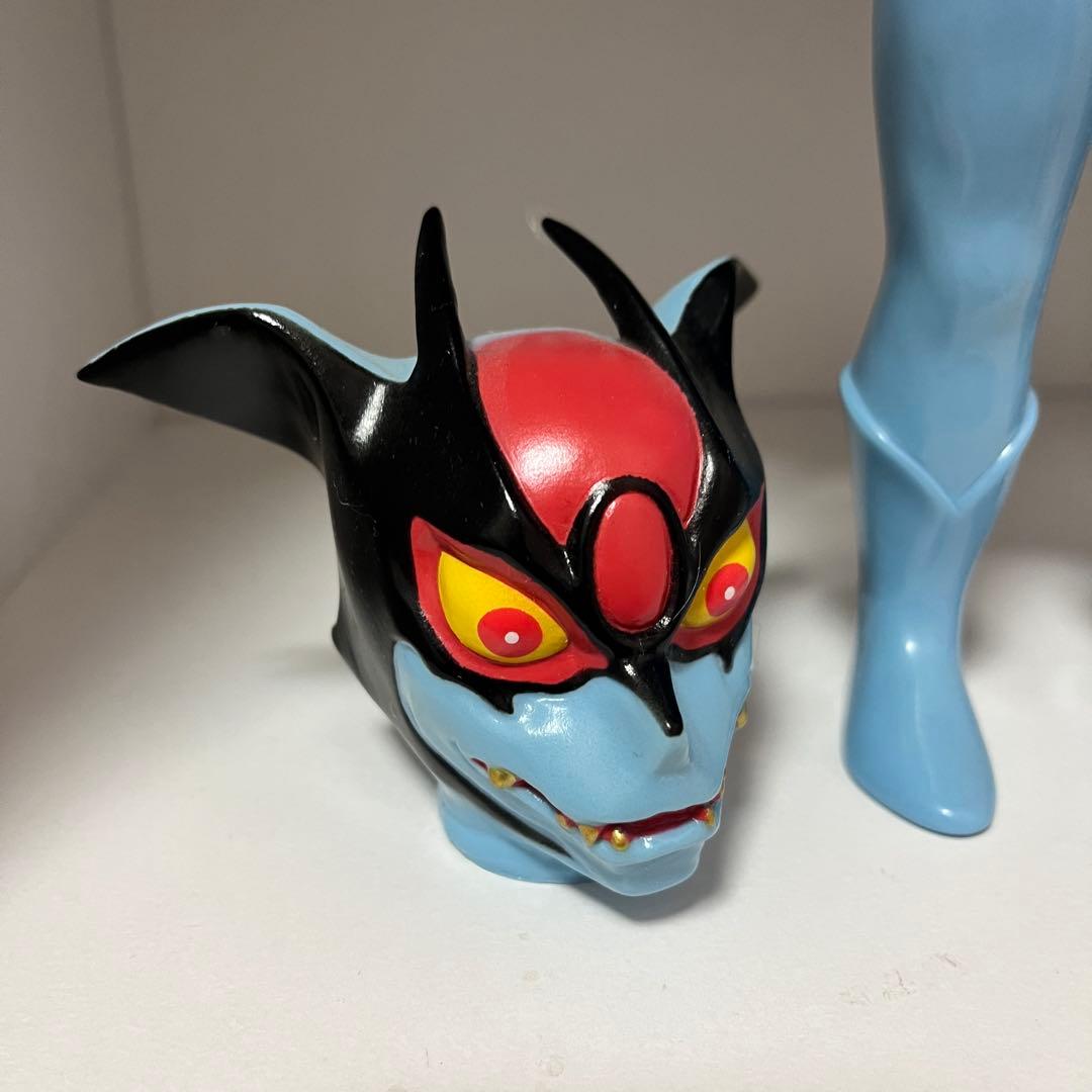 美品 メディコム トイ デビルマン レトロデザイン版 マスク取れ ソフビ