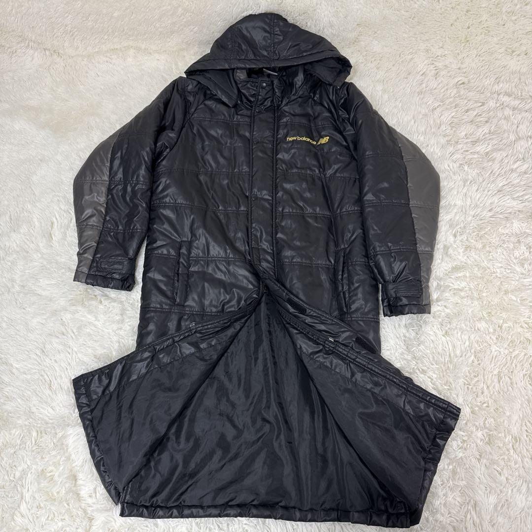 ニューバランス/ベンチコート（M） 黒 金 - メルカリ