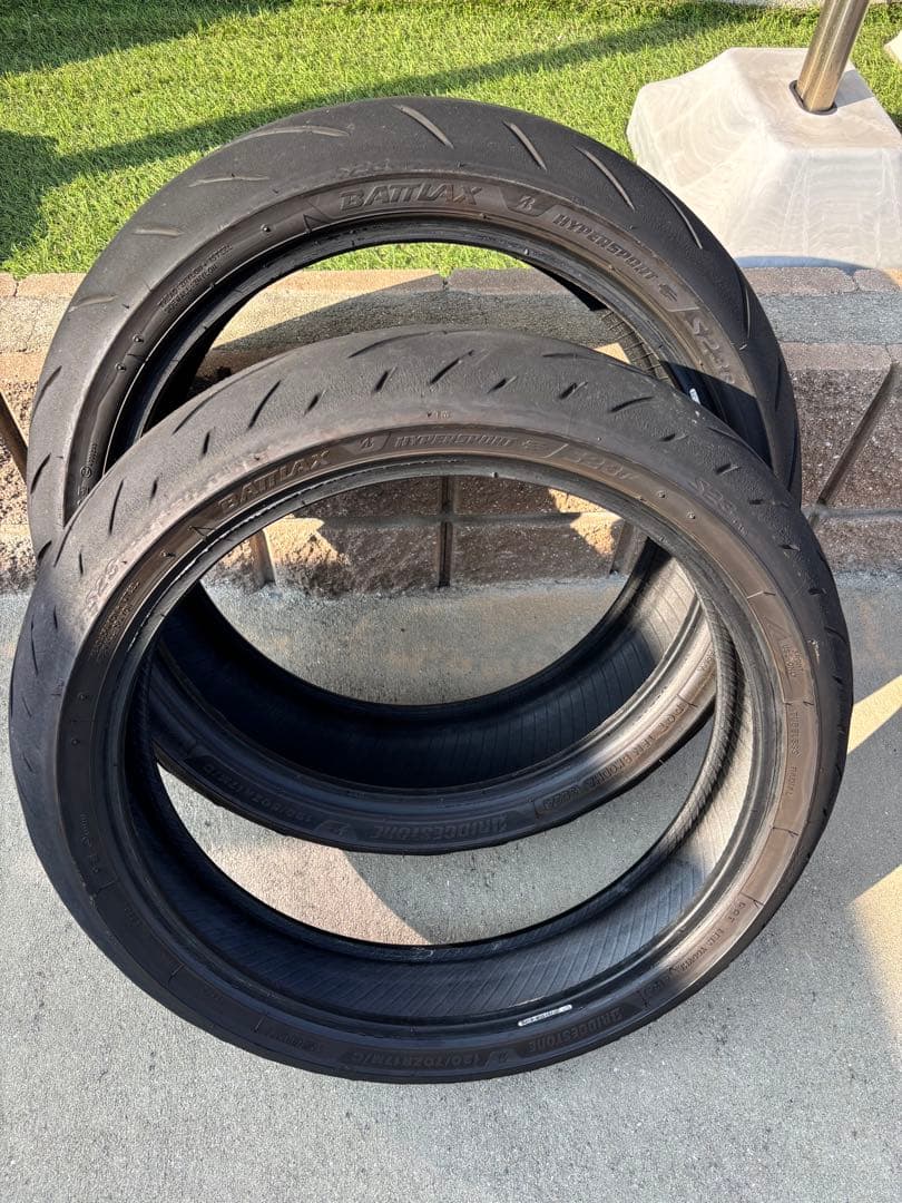 ブリジストン BATTLAX HYPERSPORT S23 Bridgestone Battlax Hypersport S23 Rear Tires - Sportbike Track Gear