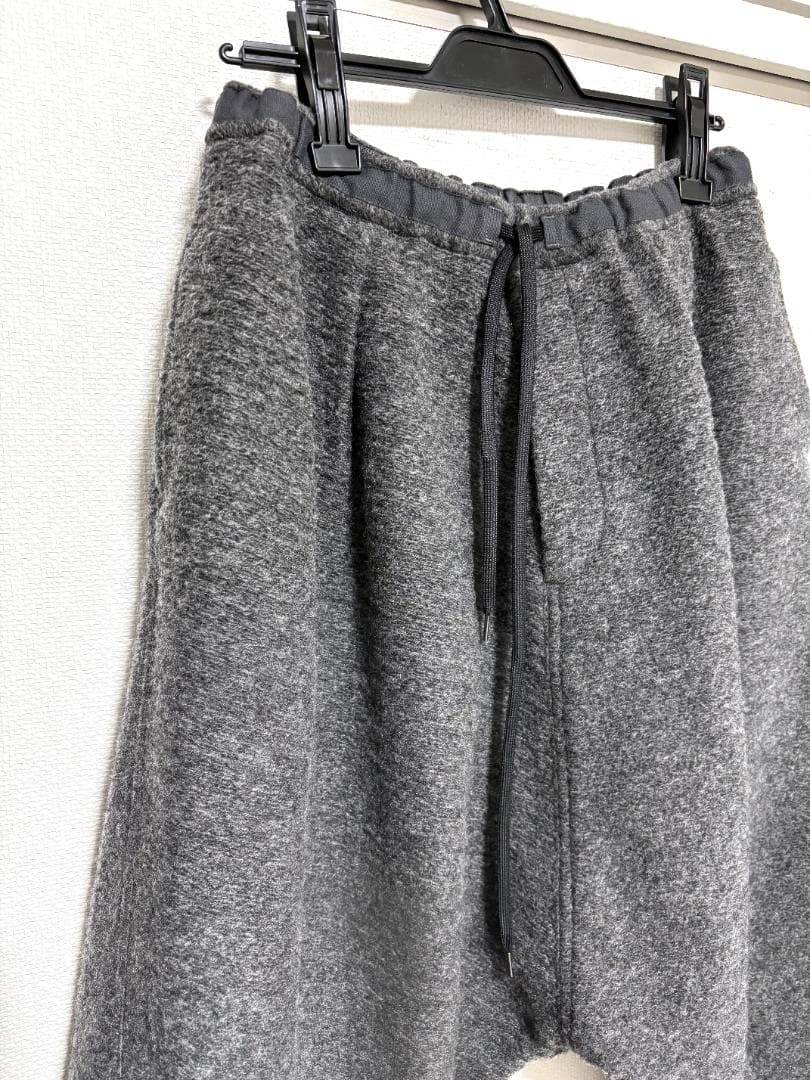 MB ULTIMATE FABRIC ウール縮絨サルエルパンツ グレー S - メルカリ