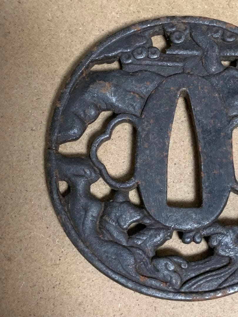 《アンティーク・希少レア》《送料無料》⭐︎ 鉄地馬乗透かし文鍔　江戸時代 ♪⭐︎