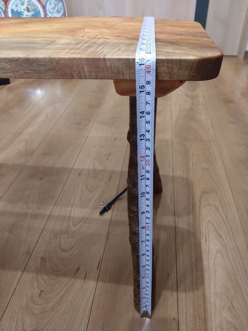 栃（とち）のベンチ80 ローテーブルにも❕栃の杢目が