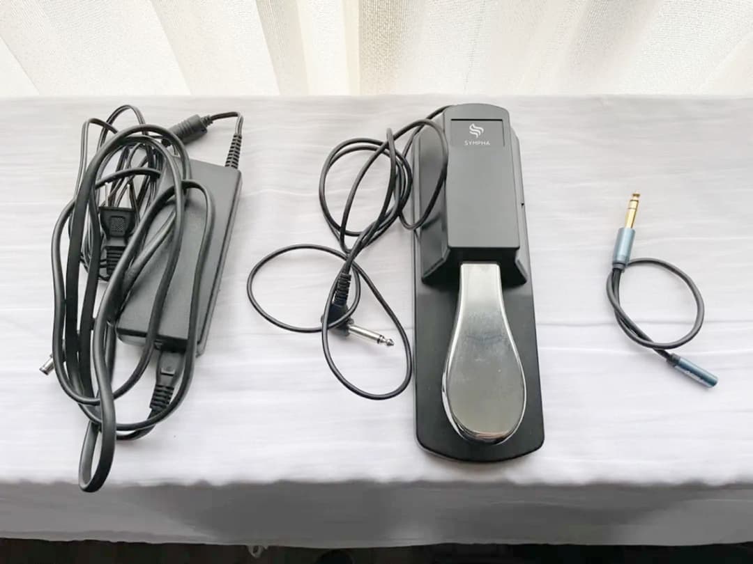 未使用】YAMAHAポータブルキーボード PSR-S670（ケース付き）