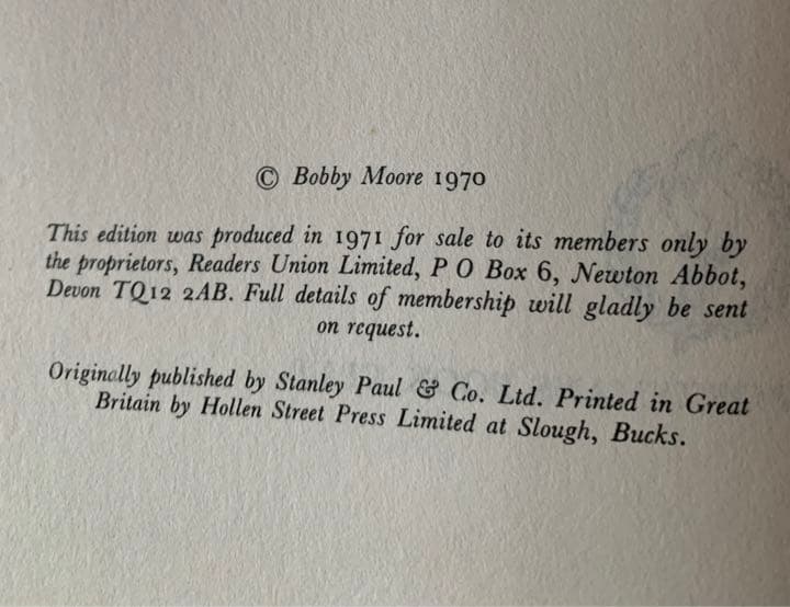 本 England！England！'66WC優勝キャプテン・ボビー・ムーア著 - メルカリ
