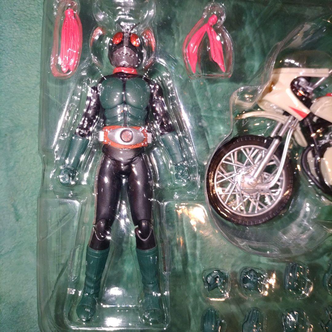 【美品】S.H.Figuarts 仮面ライダー旧2号&サイクロン号 改造ver.