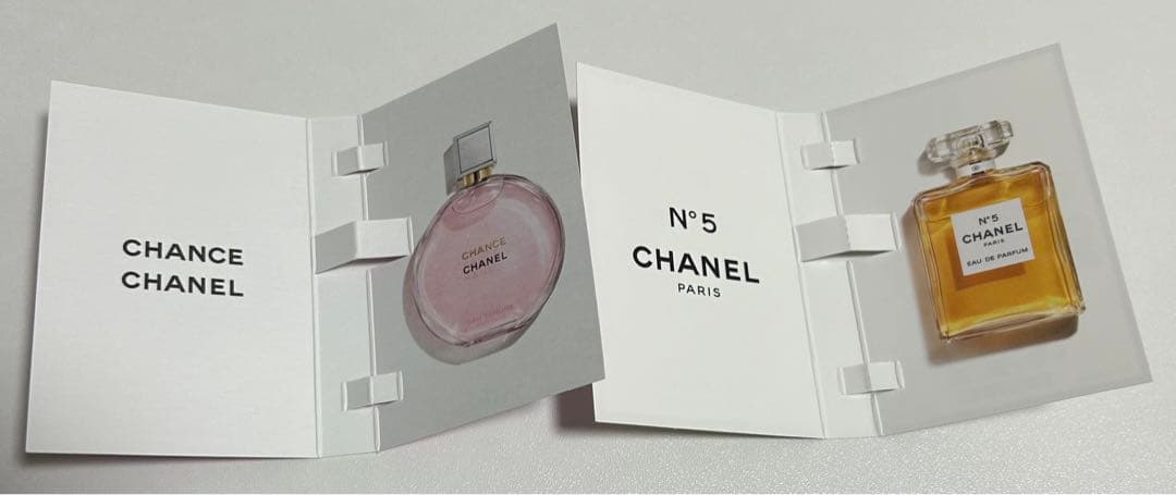 CHANEL 香水サンプル N°5 & CHANCEの紙 梱包のクッション剤 - メルカリ