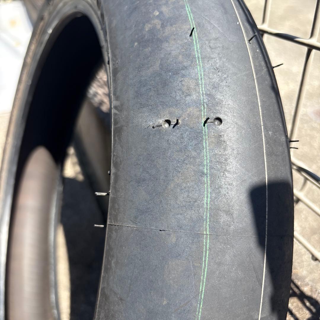レーシングバトラックス スリック 120/600R17 ミディアムコンパウンド