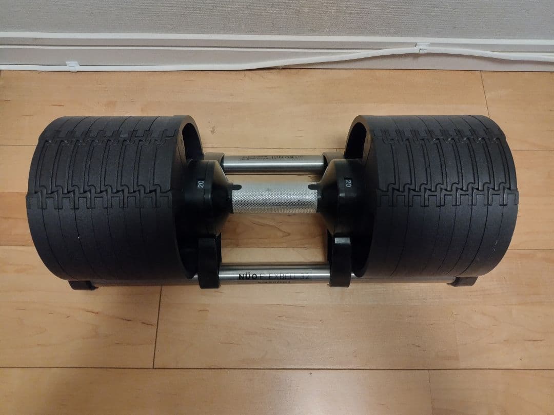 NÜO FLEXBELL 32 可変式ダンベル（4kg目盛り）　横浜② 楽天市場】【10%OFFクーポン！お買い物マラソン限定】可変式ダンベル