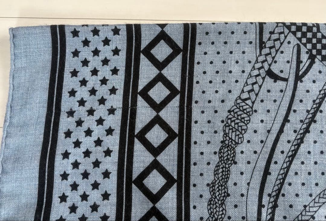 HERMES エルメス 《鞭とグリップ・バンダナ》 カレジェアン 140