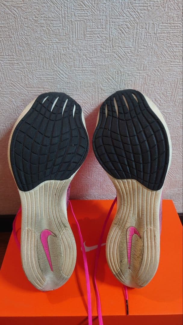 ヴェイパーフライネクスト%　28.5cm