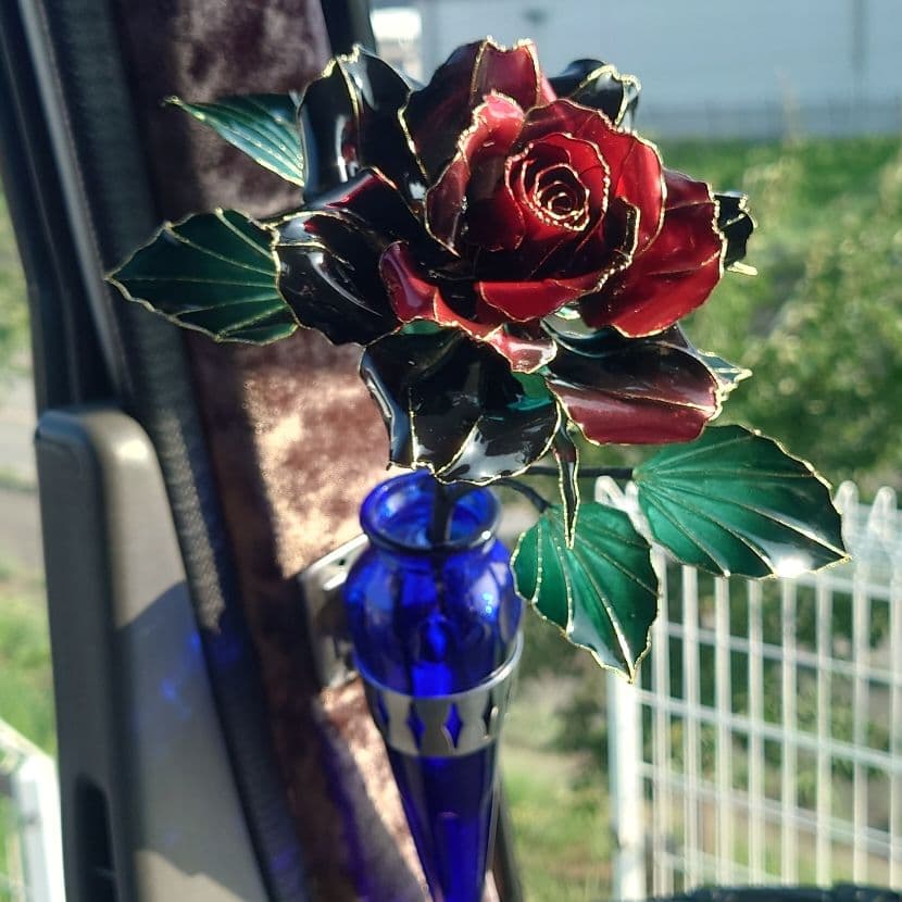 渋☆黒赤とスモーク薔薇 アメリカンフラワー デコトラ トラック内装