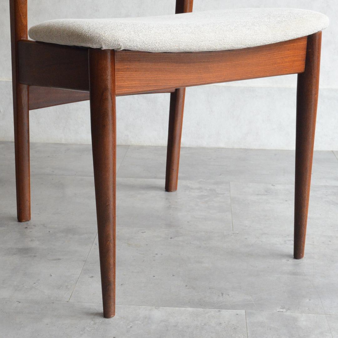 イギリスヴィンテージ チークダイニングチェア アイボリー 座面張替済