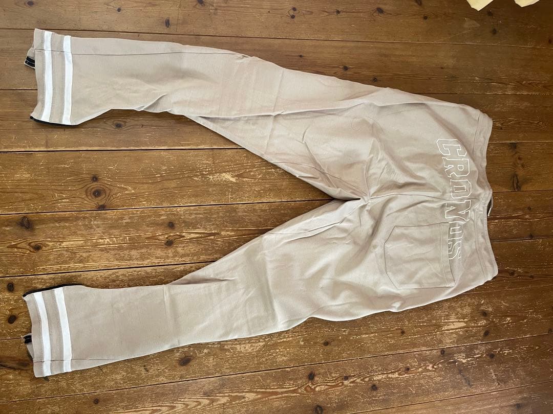 ag様専用CRONOS ベージュ 、ブラック トレーニングパンツ2枚セット