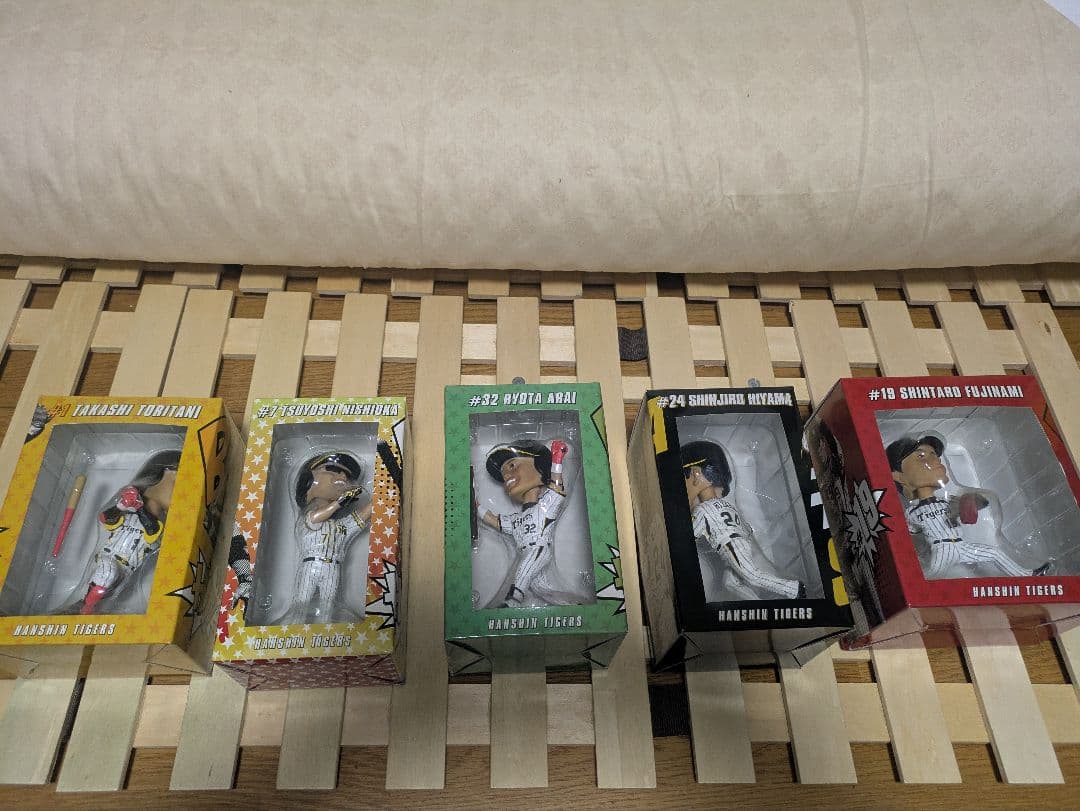 阪神タイガース ボブルヘッド 鳥谷 西岡 新井良 桧山 藤浪5体セット 阪神タイガース ボブルヘッド 鳥谷 西岡 新井良 桧山 藤浪5体セット