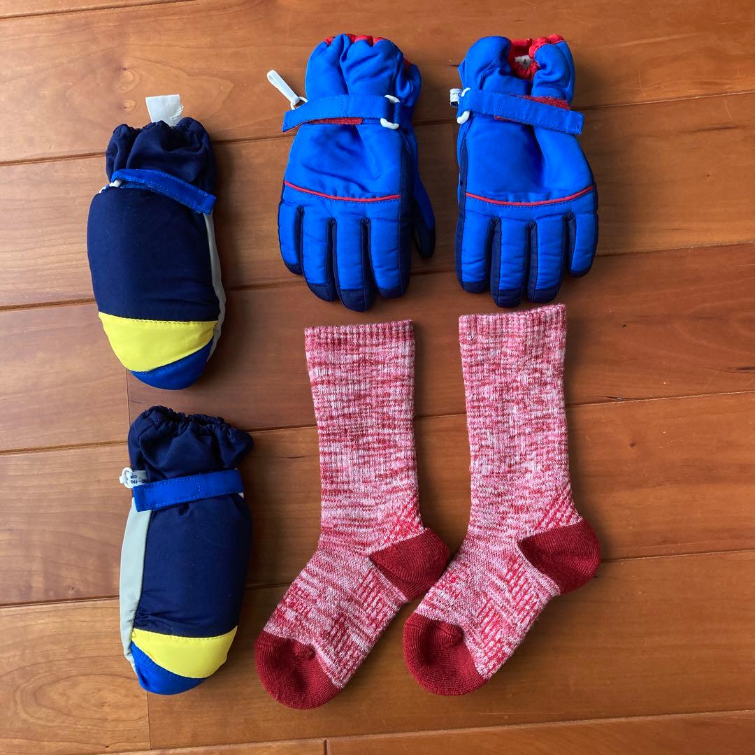 フェニックス 子ども用 スキーウェアセット（手袋2個、靴下付き）110