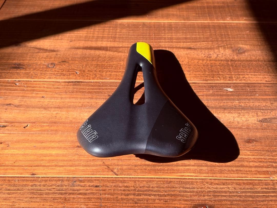 レア】Selle Italia アナトミックサドル LOOK完成車外し