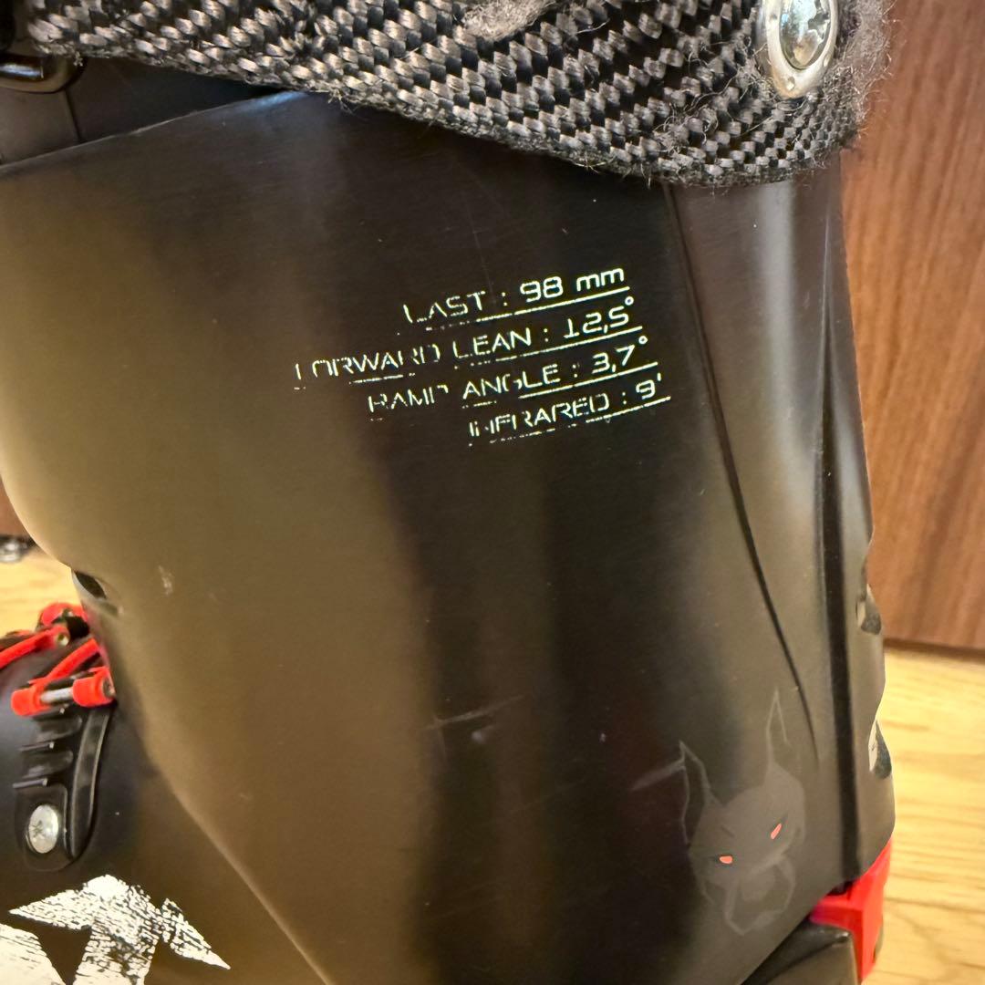 NORDICA ノルディカ　ドーベルマン　GP110 25.5cm