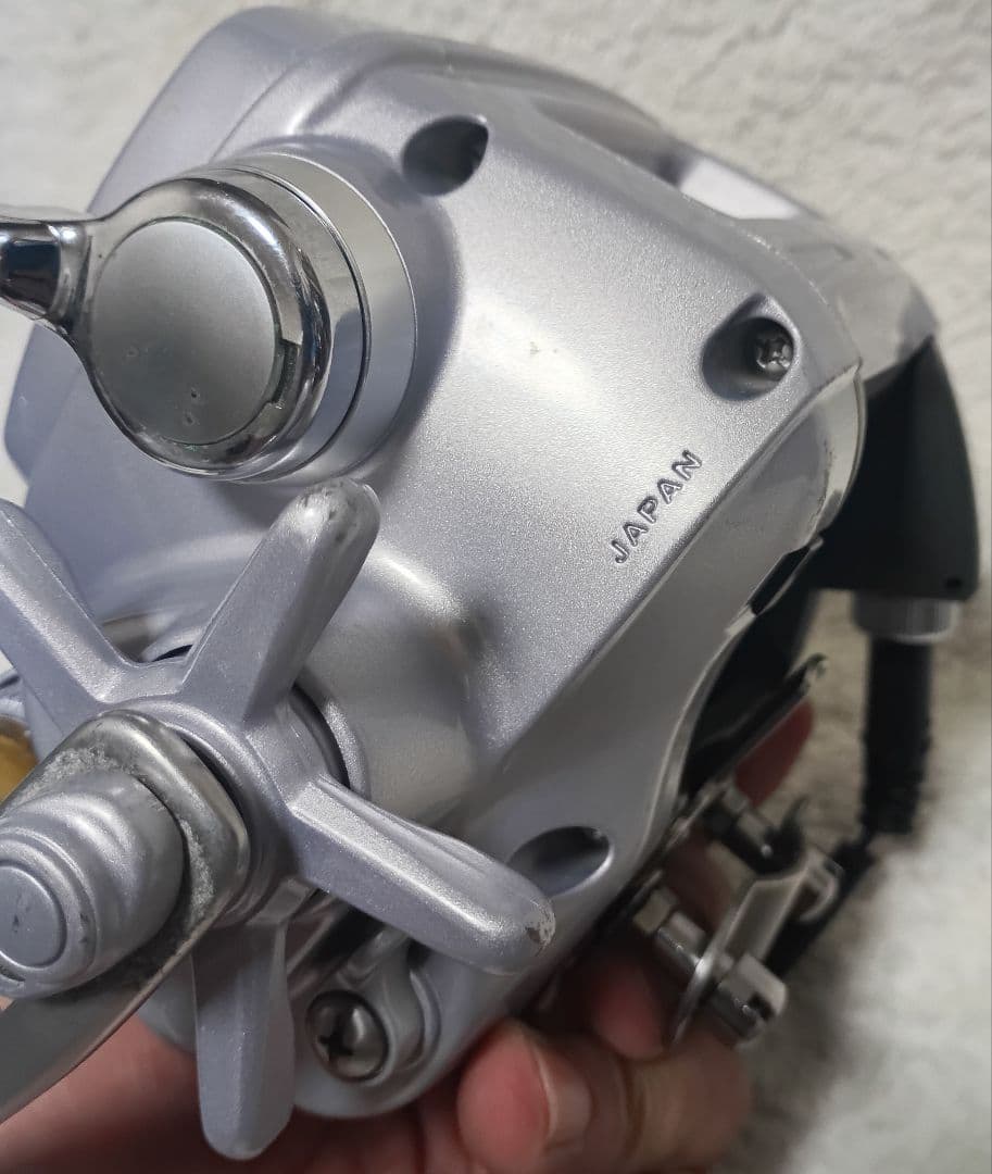 定価151800円ダイワスーパータナコンZ600SW電動リール - メルカリ