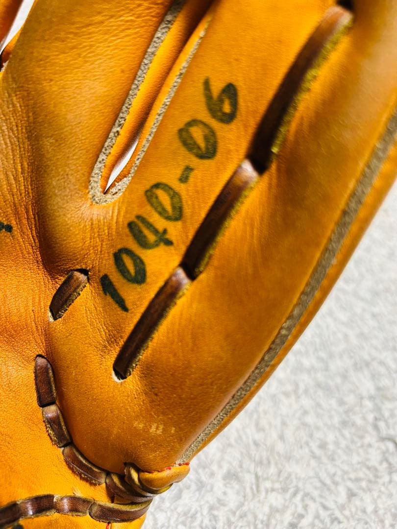 貴重 プロ支給品 実使用 埼玉西武ライオンズ 石井義人選手 久保田