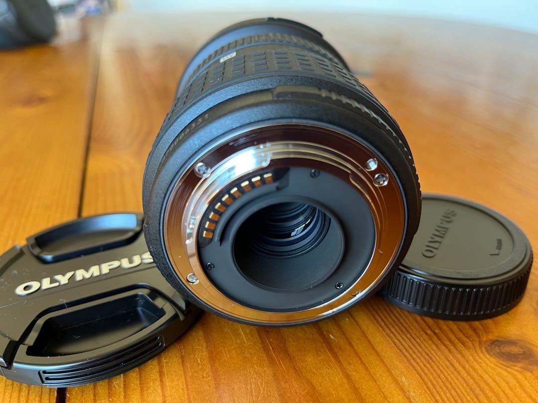 OLYMPUS 11-22mm f/2.8-3.5 ズームレンズ